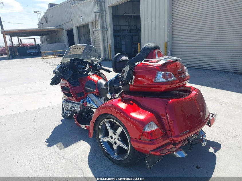 2008 Honda Gl1800c VIN 1HFSC47H18A710474 IAAI salvage auction — ROLLOVER, Salvage (California), sold $2,600 on 2026-07-06 (photo 3)