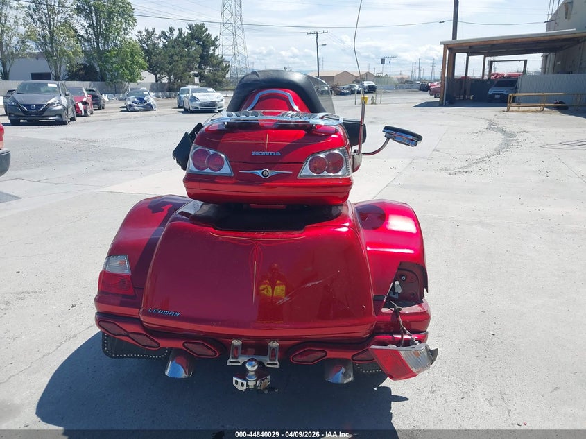 2008 Honda Gl1800c VIN 1HFSC47H18A710474 IAAI salvage auction — ROLLOVER, Salvage (California), sold $2,600 on 2026-07-06 (photo 6)