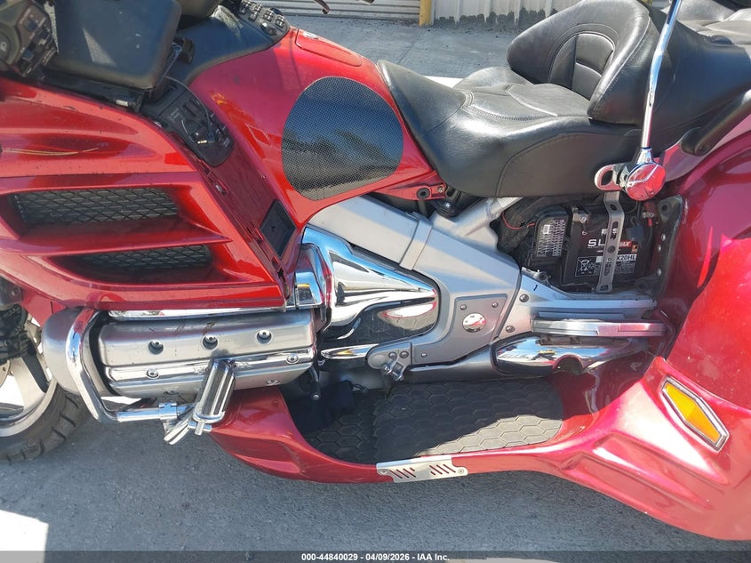 2008 Honda Gl1800c VIN 1HFSC47H18A710474 IAAI salvage auction — ROLLOVER, Salvage (California), sold $2,600 on 2026-07-06 (photo 9)