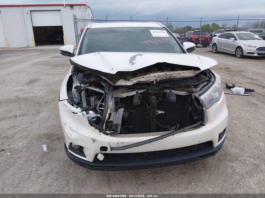 2016 Toyota Highlander VIN 5TDJKRFH2GS285405 IAAI salvage auction — FRONT END, Salvage Title, sold $4,850 on 2026-07-31 (photo 6)