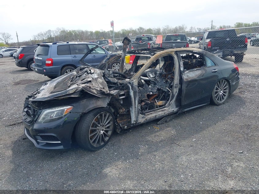 2015 Mercedes-benz S-klasse VIN WDDUG8CB7FA095867 IAAI salvage auction — INTERIOR BURN, Salvage - Greater Than 75% (Maryland), sold $1,100 on 2026-07-13 (photo 2)