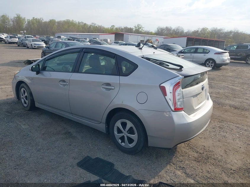 2013 Toyota Prius VIN JTDKN3DU8D0338146 IAAI salvage auction — FRONT END, Salvage - Greater Than 75% (Maryland), sold $1,250 on 2026-07-27 (photo 3)