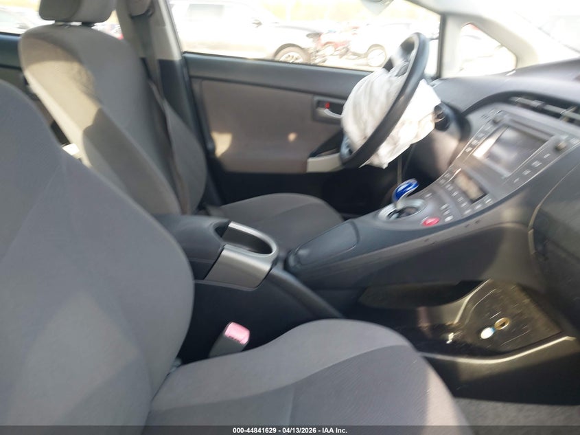 2013 Toyota Prius VIN JTDKN3DU8D0338146 IAAI salvage auction — FRONT END, Salvage - Greater Than 75% (Maryland), sold $1,250 on 2026-07-27 (photo 5)