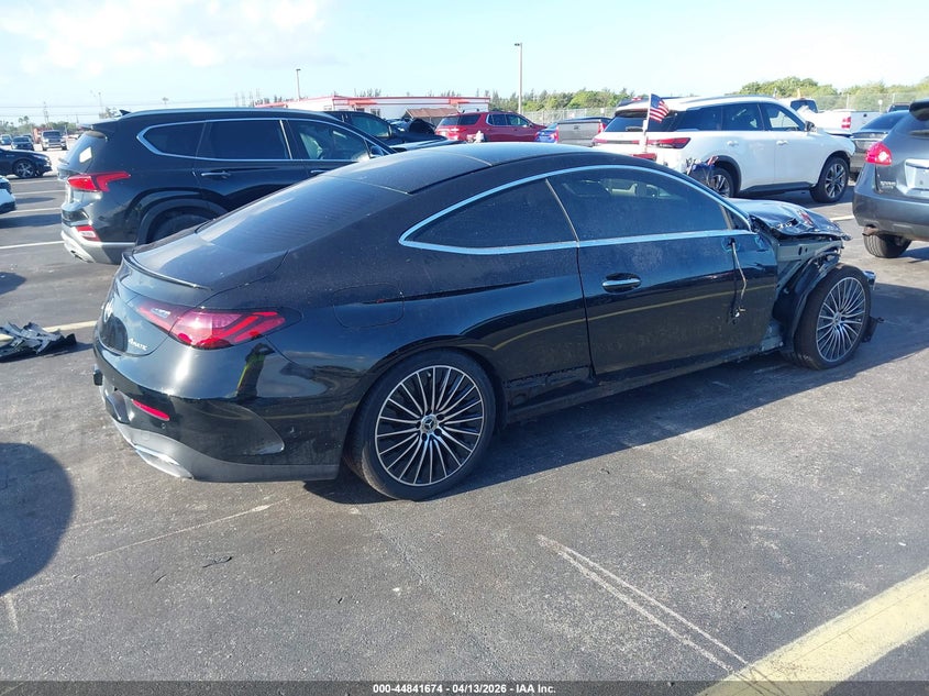 2026 Mercedes-benz Cle-klasse VIN W1KMJ4HB0TF101073 IAAI salvage auction — RIGHT SIDE, Rebuildable (Florida), sold $28,300 on 2026-07-06 (photo 4)