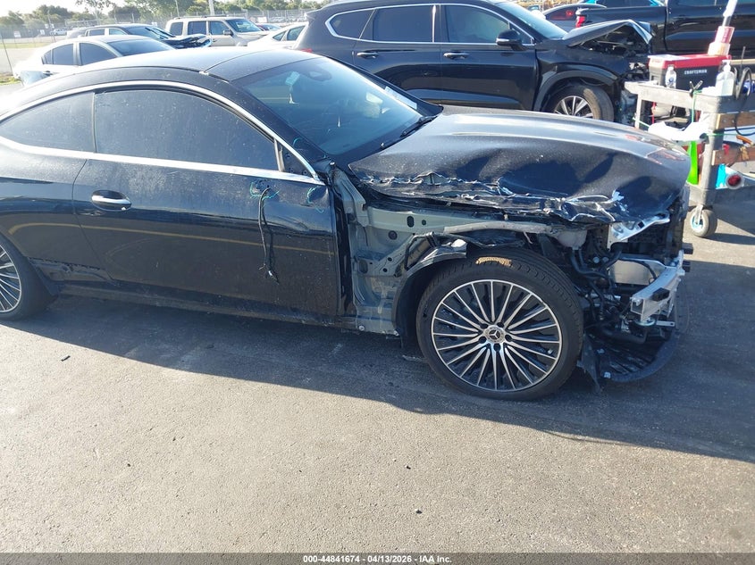 2026 Mercedes-benz Cle-klasse VIN W1KMJ4HB0TF101073 IAAI salvage auction — RIGHT SIDE, Rebuildable (Florida), sold $28,300 on 2026-07-06 (photo 6)