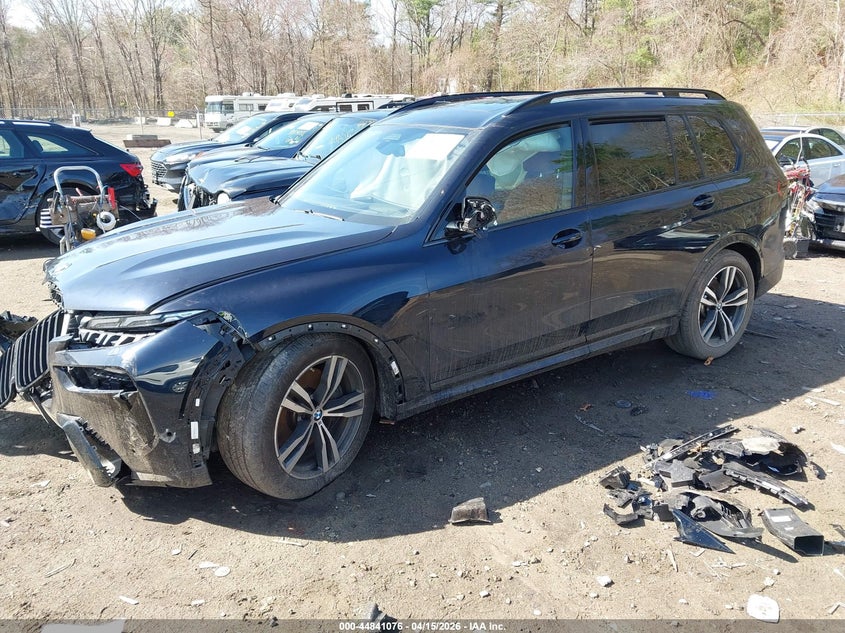 2025 BMW X7 VIN 5UX23EM03S9W96700 IAAI salvage auction — RIGHT FRONT, Wait Title, sold $25,625 on 2026-07-21 (photo 2)
