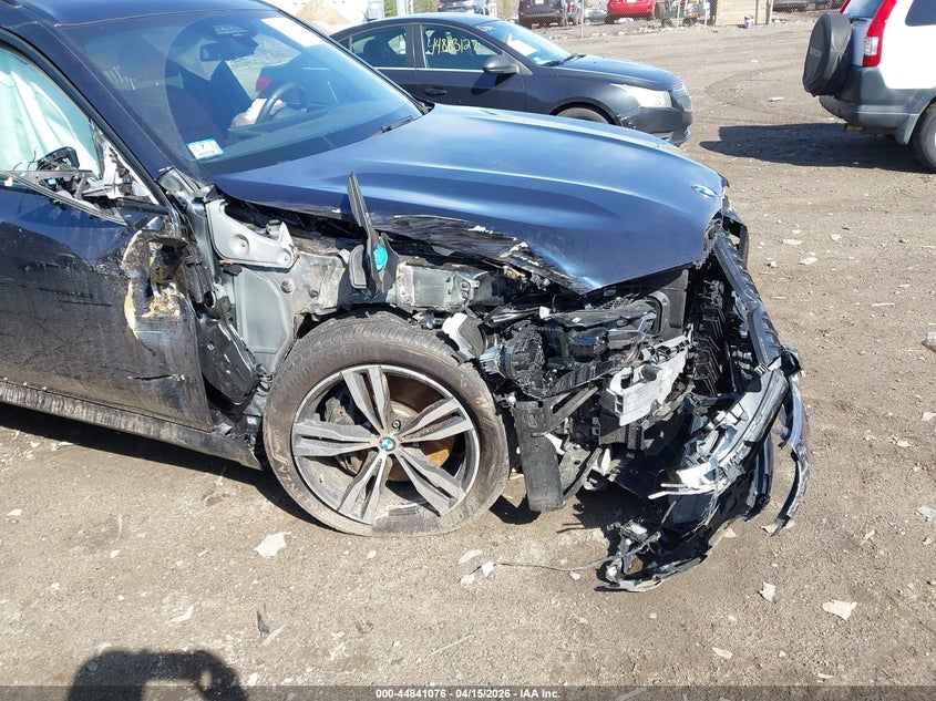 2025 BMW X7 VIN 5UX23EM03S9W96700 IAAI salvage auction — RIGHT FRONT, Wait Title, sold $25,625 on 2026-07-21 (photo 6)