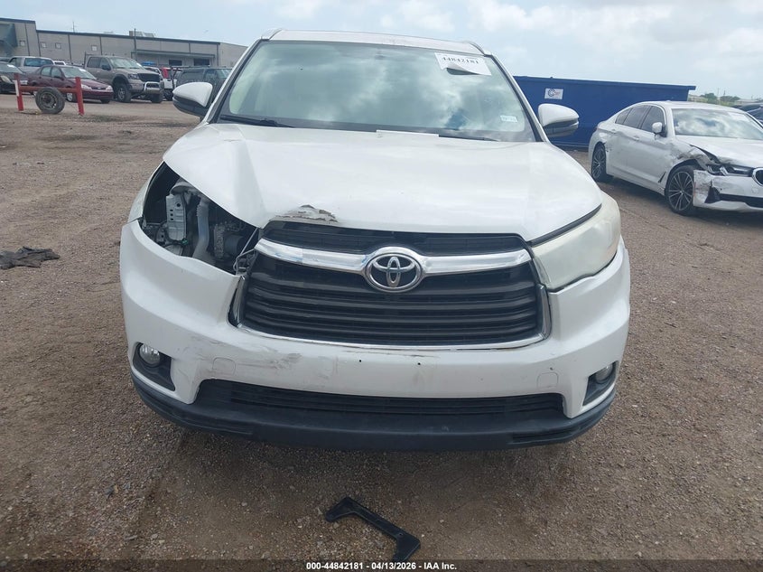 2014 Toyota Highlander VIN 5TDKKRFH2ES015222 IAAI salvage auction — FRONT END, Salvage Title, sold $8,000 on 2026-07-24 (photo 6)