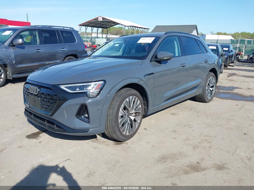 2024 Audi Q8 VIN WA16ABGE9RB007688 IAAI salvage auction — RIGHT REAR, Salvage Title, sold $27,550 on 2026-07-09 (photo 2)