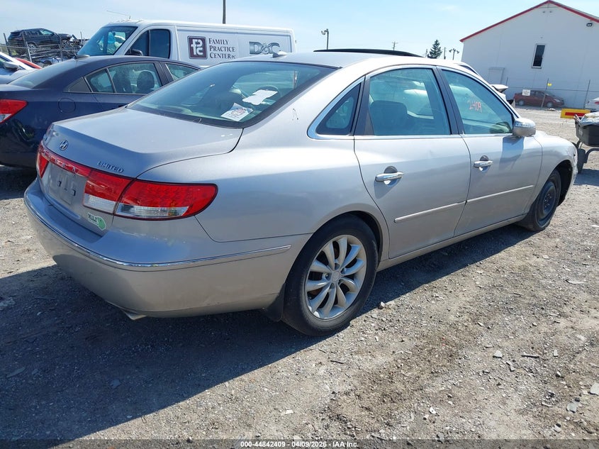 2008 Hyundai Azera VIN KMHFC46F28A256078 IAAI salvage auction — FRESH WATER, Salvage (Texas), sold $450 on 2026-07-22 (photo 4)