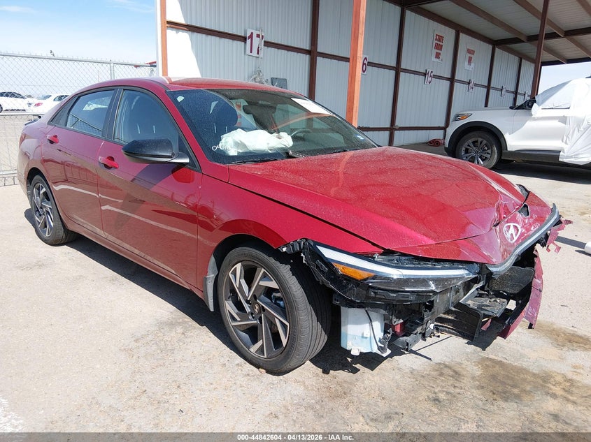 2025 Hyundai Elantra VIN KMHLM4DG2SU059140 IAAI salvage auction — FRONT END, Salvage Title, sold $5,300 on 2026-07-29 (photo 1)