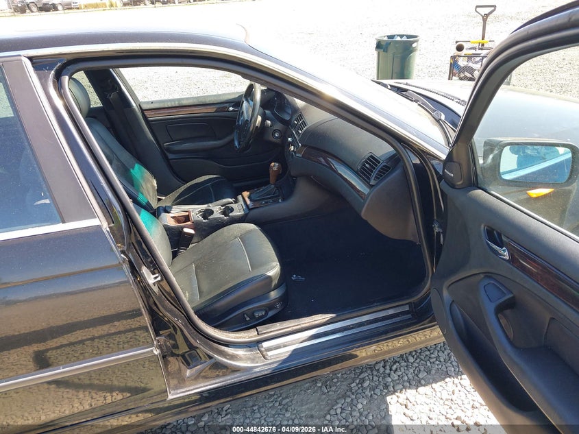 2004 BMW 3er VIN WBAEW53444PN35407 IAAI salvage auction — NORMAL WEAR, Peddle Clear Public-Restricted (Oregon), sold $200 on 2026-07-13 (photo 5)