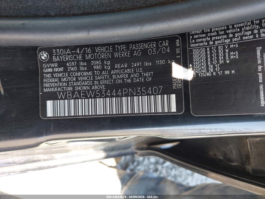2004 BMW 3er VIN WBAEW53444PN35407 IAAI salvage auction — NORMAL WEAR, Peddle Clear Public-Restricted (Oregon), sold $200 on 2026-07-13 (photo 9)