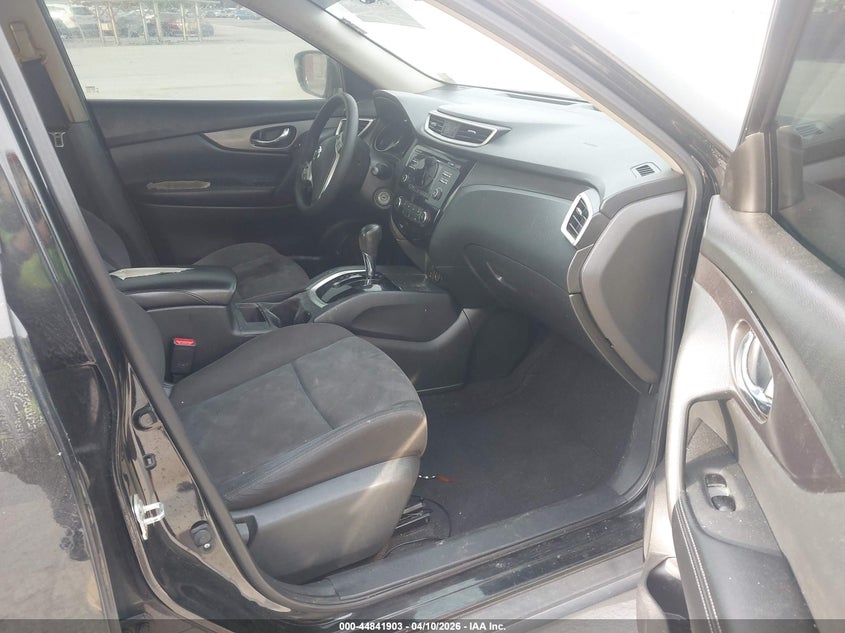 2016 Nissan Rogue VIN KNMAT2MV0GP638506 IAAI salvage auction — FRONT END, Salvage (Illinois), sold $450 on 2026-07-14 (photo 5)