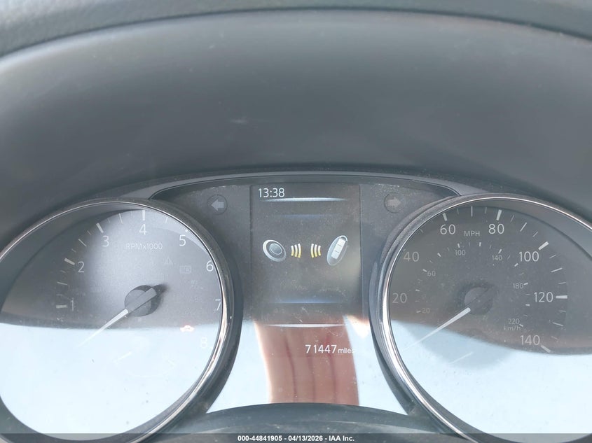 2017 Nissan Rogue VIN JN8AT2MV5HW277866 IAAI salvage auction — HAIL, Salvage Title, sold $4,200 on 2026-07-28 (photo 7)