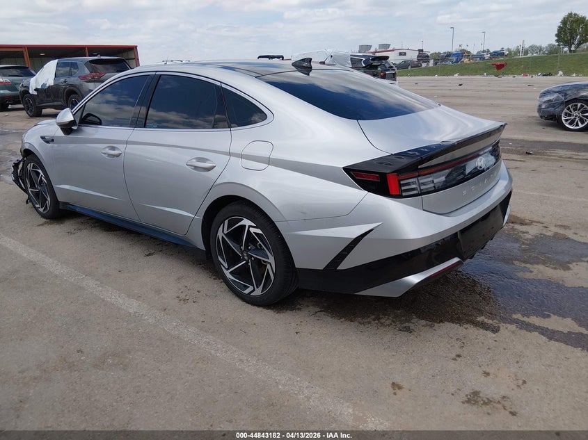 2025 Hyundai Sonata VIN KMHL14JA0SA497357 IAAI salvage auction — LEFT FRONT, Wait Title, sold $6,300 on 2026-07-29 (photo 3)