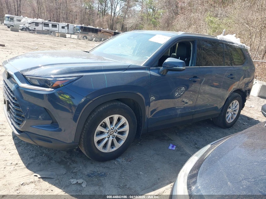 2024 Toyota Highlander VIN 5TDAAAB5XRS025045 IAAI salvage auction — ROOF, Salvage Title, sold $15,500 on 2026-07-21 (photo 2)