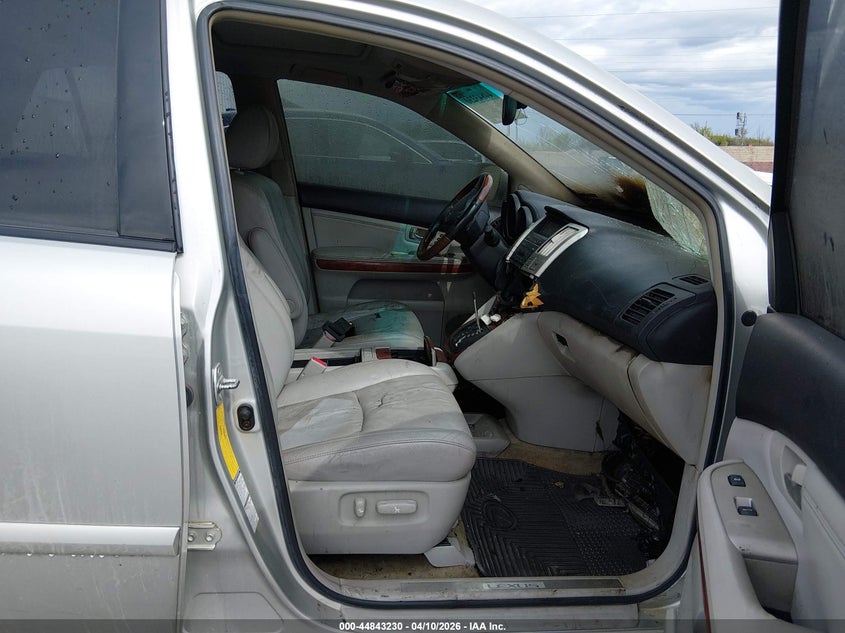 2004 Lexus Rx 330 VIN JTJHA31U140065719 IAAI salvage auction — Burn Engine, Salvage (Missouri), sold $275 on 2026-07-20 (photo 5)