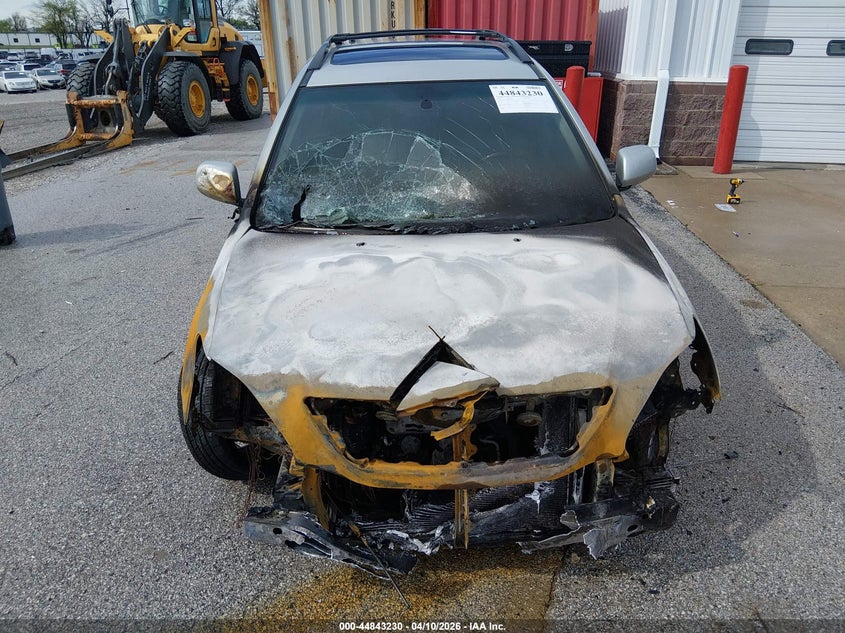 2004 Lexus Rx 330 VIN JTJHA31U140065719 IAAI salvage auction — Burn Engine, Salvage (Missouri), sold $275 on 2026-07-20 (photo 6)