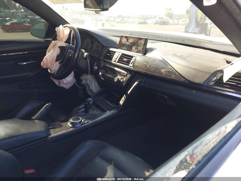 2015 BMW M4 VIN WBS3R9C50FF708732 IAAI salvage auction — RIGHT FRONT, Wait Title, sold $10,000 on 2026-07-22 (photo 5)