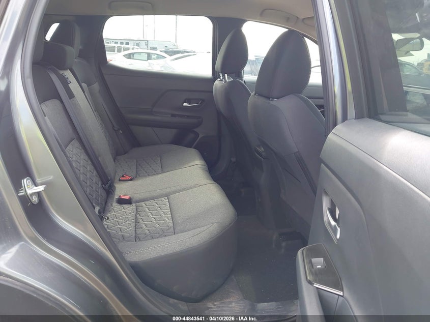 2026 Nissan Kicks VIN 3N8AP6CE5TL327757 IAAI salvage auction — FRONT END, Salvage Title, sold $8,500 on 2026-08-18 (photo 8)