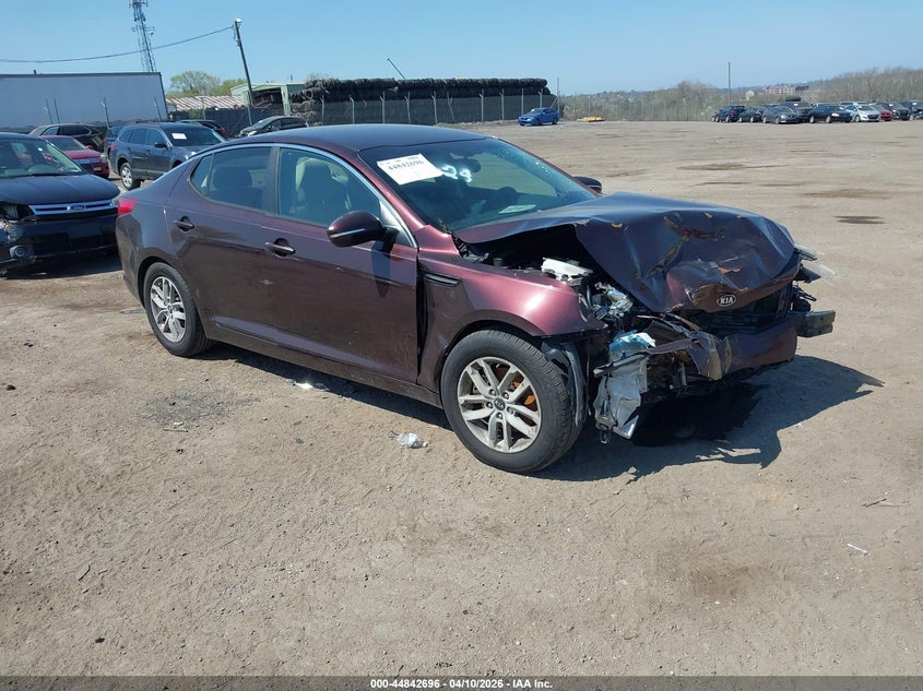2011 Kia Optima VIN KNAGM4A78B5173550 IAAI salvage auction — FRONT END, Salvage (Pennsylvania), sold $425 on 2026-07-24 (photo 1)