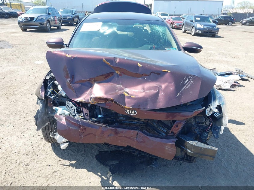 2011 Kia Optima VIN KNAGM4A78B5173550 IAAI salvage auction — FRONT END, Salvage (Pennsylvania), sold $425 on 2026-07-24 (photo 6)