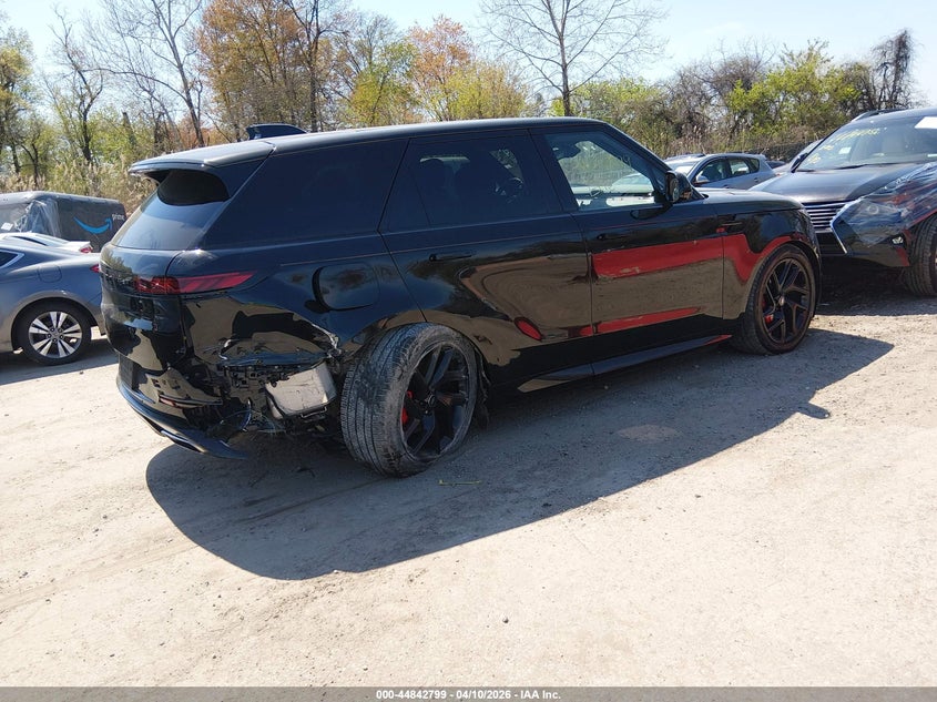 2024 Land rover Range rover sport VIN SAL1L9FU5RA173166 IAAI salvage auction — RIGHT REAR, Salvage - 75% Or Less (Maryland), sold $32,500 on 2026-07-30 (photo 4)