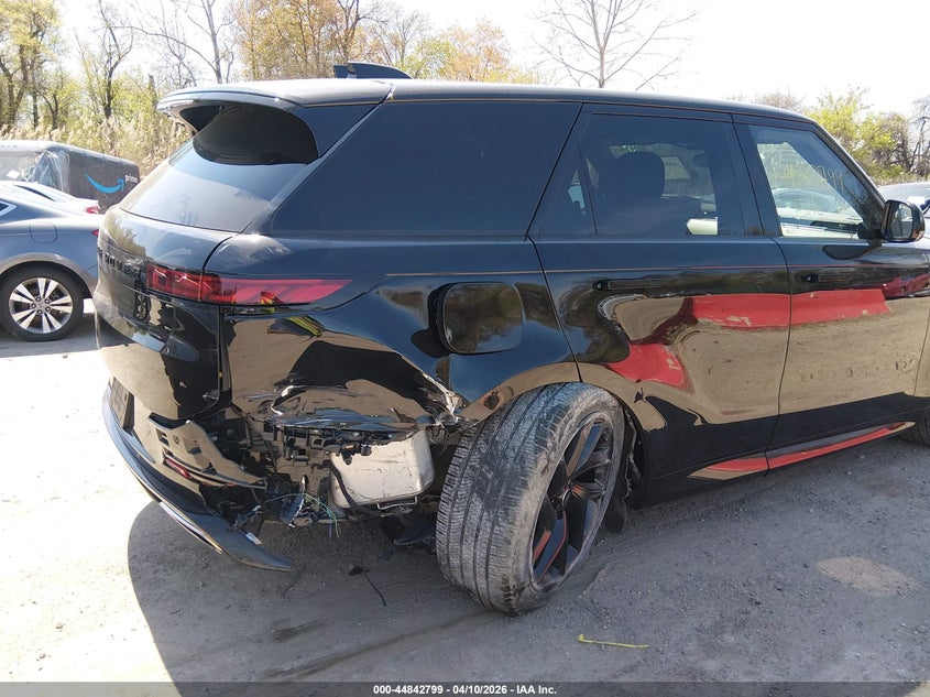 2024 Land rover Range rover sport VIN SAL1L9FU5RA173166 IAAI salvage auction — RIGHT REAR, Salvage - 75% Or Less (Maryland), sold $32,500 on 2026-07-30 (photo 6)