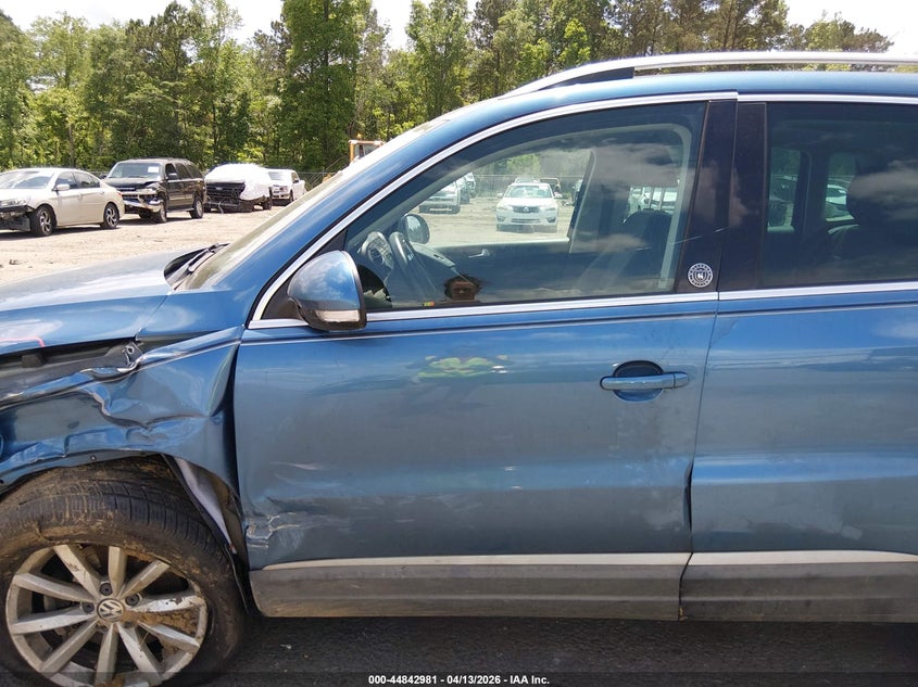 2017 Volkswagen Tiguan VIN WVGRV7AX7HW503509 IAAI salvage auction — FRONT END, Salvage (Mississippi), sold $775 on 2026-07-08 (photo 6)