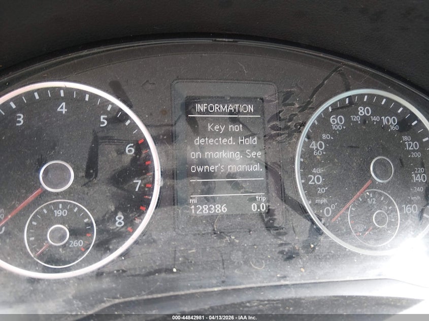 2017 Volkswagen Tiguan VIN WVGRV7AX7HW503509 IAAI salvage auction — FRONT END, Salvage (Mississippi), sold $775 on 2026-07-08 (photo 7)