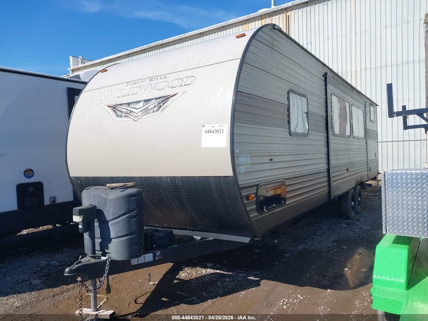 2019 Forest river Other VIN 4X4TWDB21KA267561 IAAI salvage auction — ROOF, Salvage (Indiana), sold $3,600 on 2026-07-07 (photo 2)