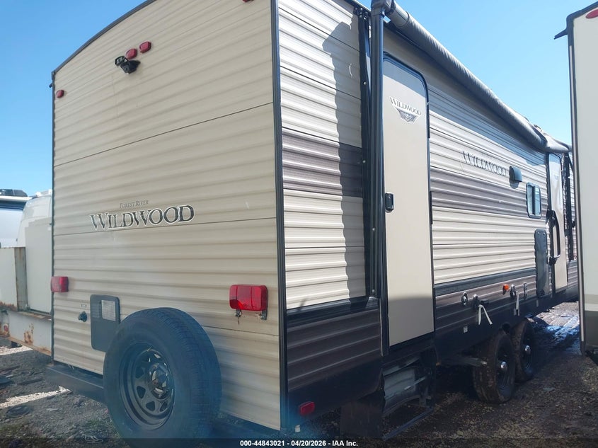 2019 Forest river Other VIN 4X4TWDB21KA267561 IAAI salvage auction — ROOF, Salvage (Indiana), sold $3,600 on 2026-07-07 (photo 4)