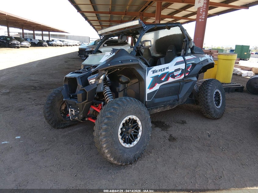 2021 Kawasaki Teryx VIN JKARFCC12MB500709 IAAI salvage auction — RIGHT SIDE, Salvage Title, sold $2,850 on 2026-07-14 (photo 2)
