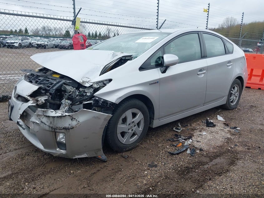 2010 Toyota Prius VIN JTDKN3DU3A0013335 IAAI salvage auction — FRONT END, Salvage (Illinois), sold $1,750 on 2026-07-08 (photo 2)