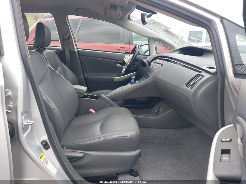 2010 Toyota Prius VIN JTDKN3DU3A0013335 IAAI salvage auction — FRONT END, Salvage (Illinois), sold $1,750 on 2026-07-08 (photo 5)
