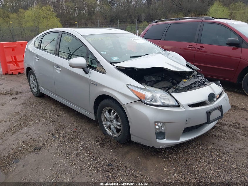 2010 Toyota Prius VIN JTDKN3DU3A0013335 IAAI salvage auction — FRONT END, Salvage (Illinois), sold $1,750 on 2026-07-08 (photo 1)