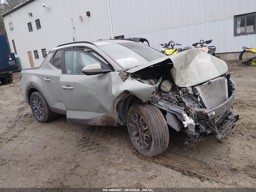 2022 Hyundai Santa cruz VIN 5NTJDDAF4NH036739 IAAI salvage auction — FRONT END, Salvage (Vermont), sold $3,950 on 2026-07-09 (photo 1)