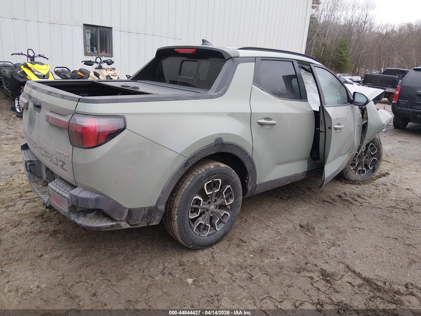 2022 Hyundai Santa cruz VIN 5NTJDDAF4NH036739 IAAI salvage auction — FRONT END, Salvage (Vermont), sold $3,950 on 2026-07-09 (photo 4)