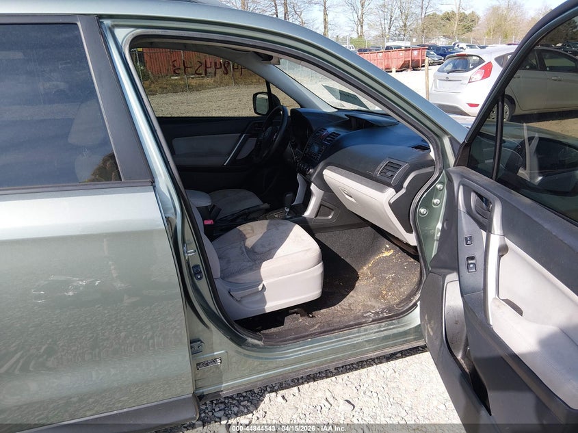 2015 Subaru Forester VIN JF2SJABCXFH461821 IAAI salvage auction — FRONT END, Wait Title, sold $175 on 2026-07-22 (photo 5)