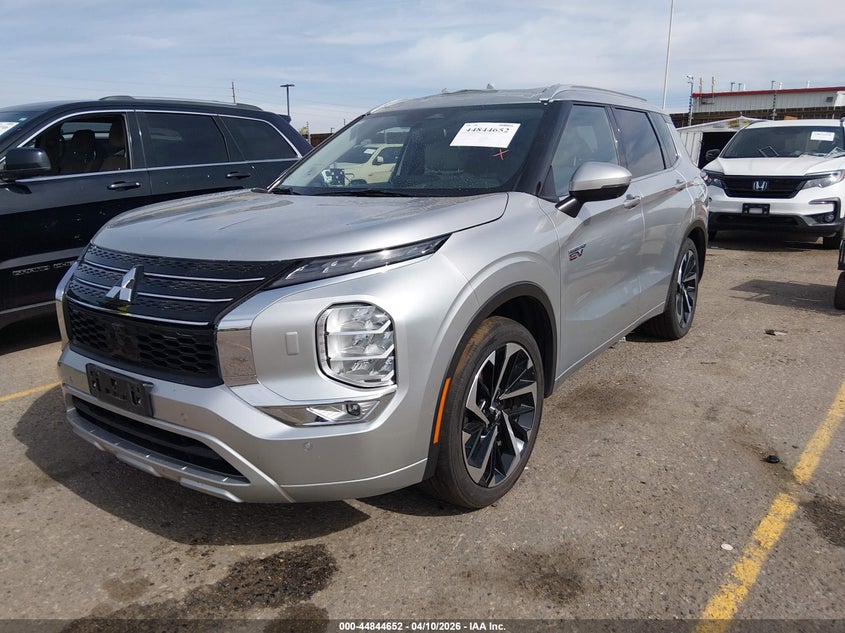2023 Mitsubishi Outlander VIN JA4T5VA94PZ062753 IAAI salvage auction — RIGHT REAR, Salvage Title, sold $9,000 on 2026-07-17 (photo 2)