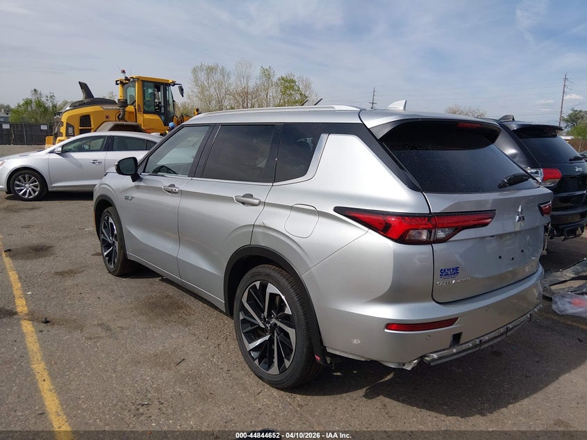 2023 Mitsubishi Outlander VIN JA4T5VA94PZ062753 IAAI salvage auction — RIGHT REAR, Salvage Title, sold $9,000 on 2026-07-17 (photo 3)