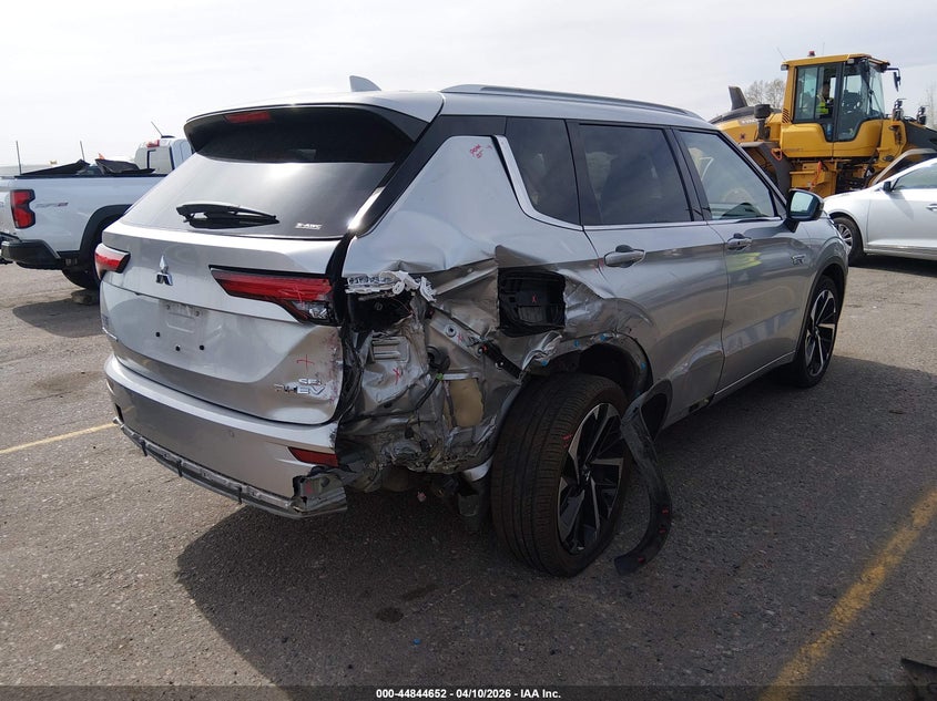 2023 Mitsubishi Outlander VIN JA4T5VA94PZ062753 IAAI salvage auction — RIGHT REAR, Salvage Title, sold $9,000 on 2026-07-17 (photo 4)