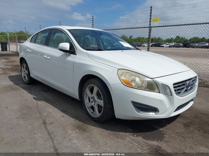 2012 Volvo S60 VIN YV1622FS6C2036870 IAAI salvage auction — NORMAL WEAR, Salvage Title, sold $350 on 2026-08-03 (photo 1)