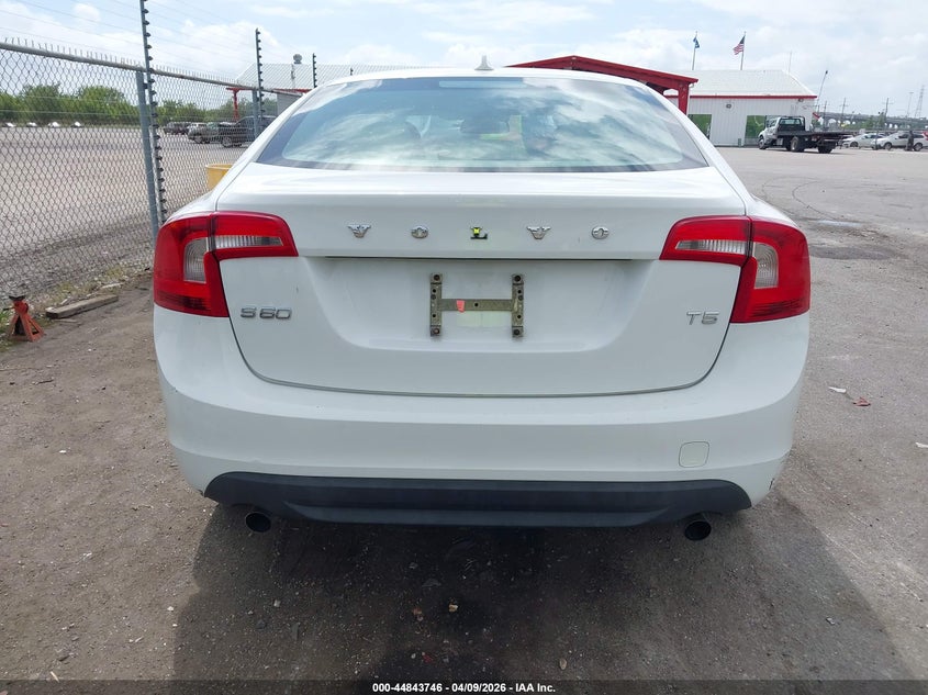 2012 Volvo S60 VIN YV1622FS6C2036870 IAAI salvage auction — NORMAL WEAR, Salvage Title, sold $350 on 2026-08-03 (photo 6)