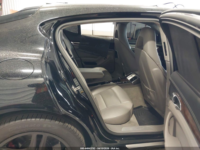 2011 Porsche Panamera VIN WP0AC2A76BL090078 IAAI salvage auction — FRONT & REAR, Salvage (Colorado), sold $4,600 on 2026-08-12 (photo 8)
