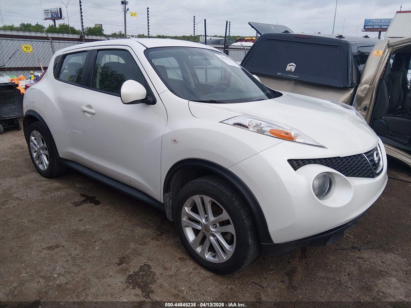 2013 Nissan Juke VIN JN8AF5MV1DT216681 IAAI salvage auction — LEFT FRONT, Salvage Title, sold $1,825 on 2026-07-22 (photo 1)