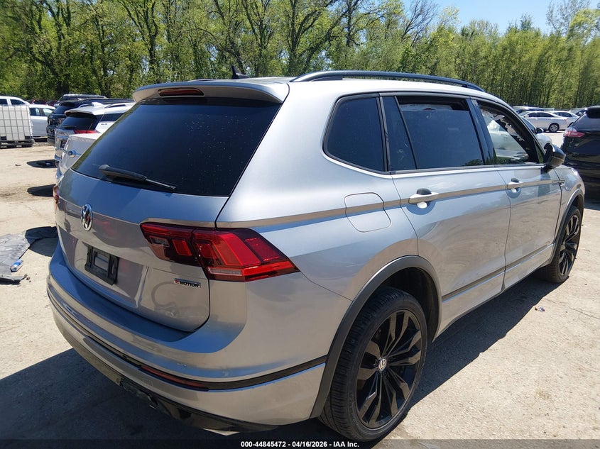 2020 Volkswagen Tiguan VIN 3VV2B7AX2LM146359 IAAI salvage auction — SIDE, Salvage Title, sold $3,350 on 2026-07-26 (photo 4)