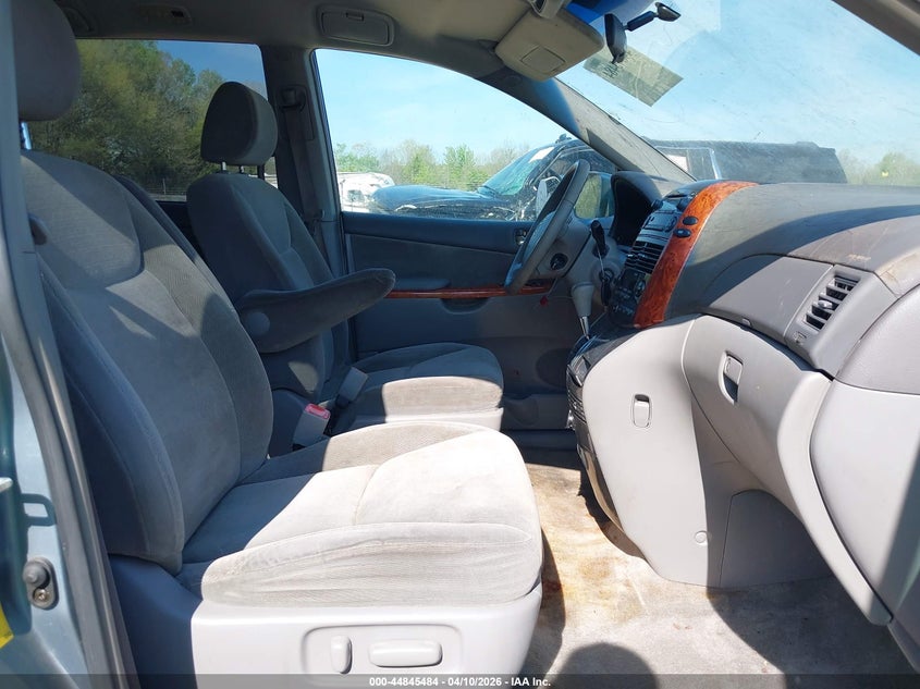 2006 Toyota Sienna VIN 5TDZA22C46S502345 IAAI salvage auction — NORMAL WEAR, Clear (Tennessee), sold $1,225 on 2026-07-15 (photo 5)