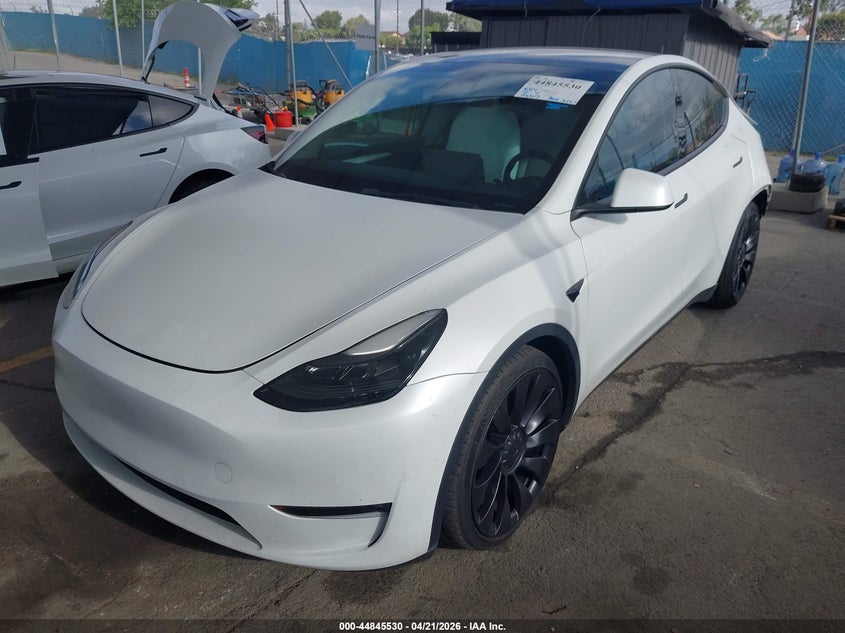 2022 Tesla Model y VIN 7SAYGDEF3NF530381 IAAI salvage auction — REAR END, Salvage (California), sold $12,450 on 2026-07-08 (photo 2)